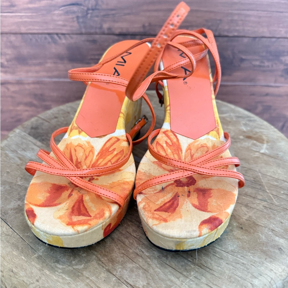Mia shoes 
Gently worn